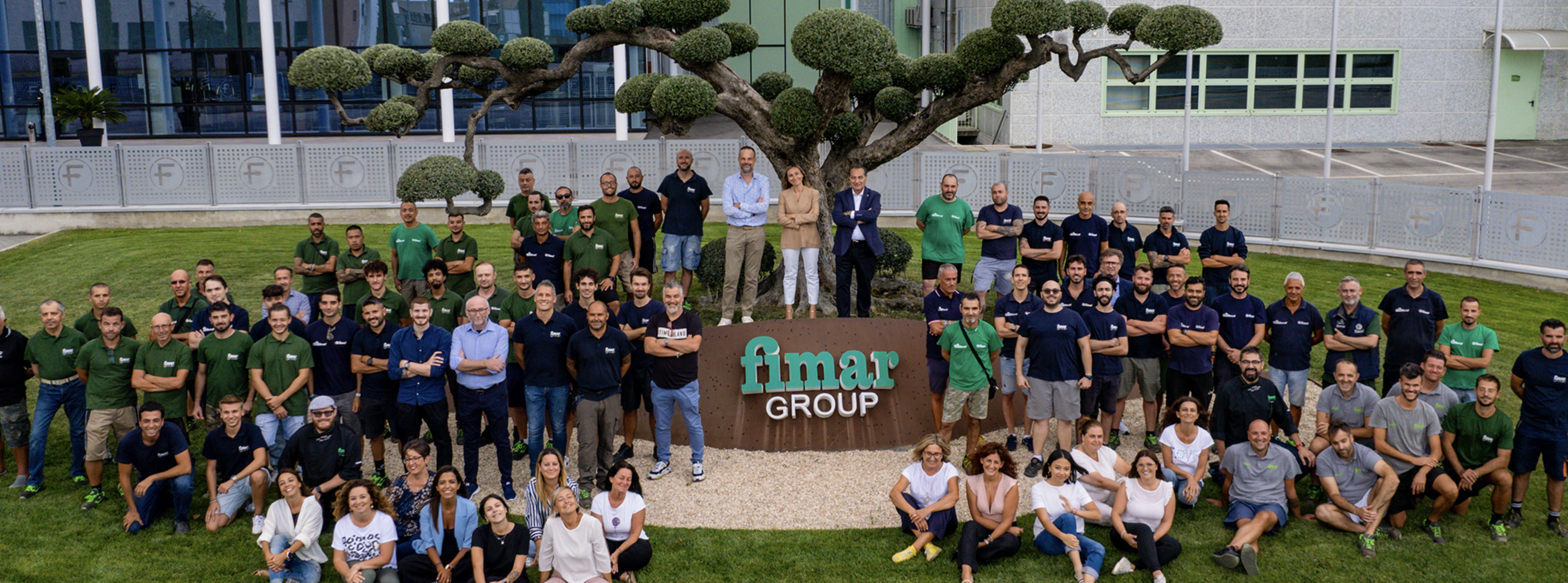 Команда Fimar Group у предприятия в Villa Verucchio